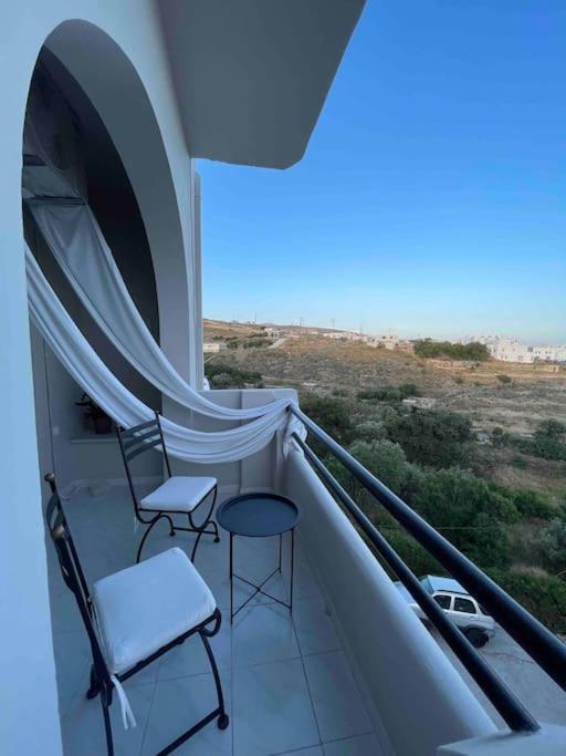 Downtown Tinos View Apartment Екстер'єр фото