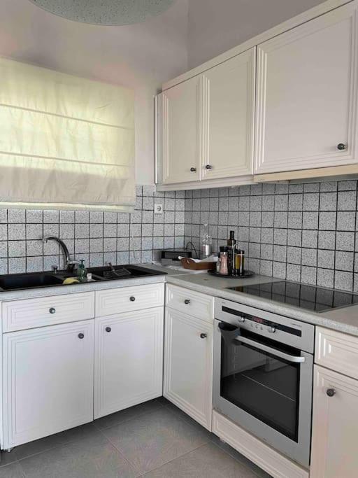 Downtown Tinos View Apartment Екстер'єр фото